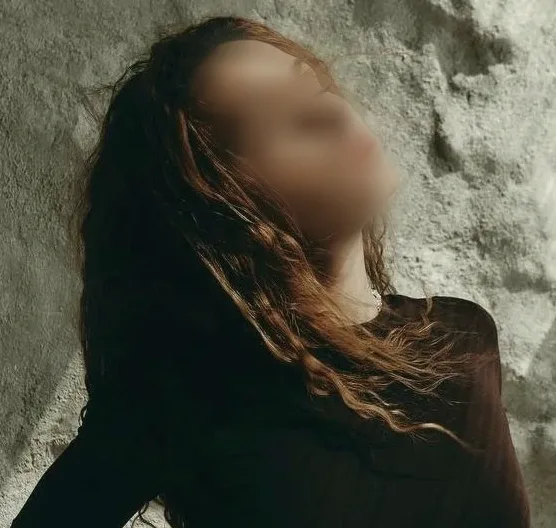 Amina, 21 años
